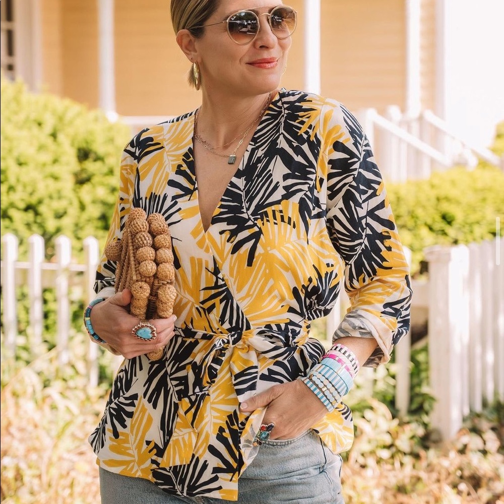 Wrap top